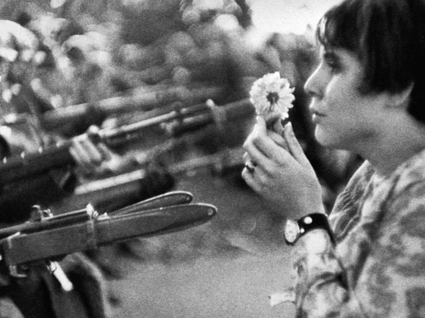 Young girl holding a flower, Washington, 1967 - Marc Riboud