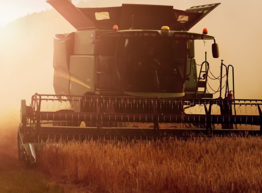 grandes enterprises de l'agroalimentaire - hear that phrase in this clip of French in real life